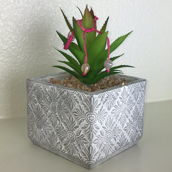 Handmade Chinese Knotting Bracelet W/ Glass Beads - Picture 4 of 8